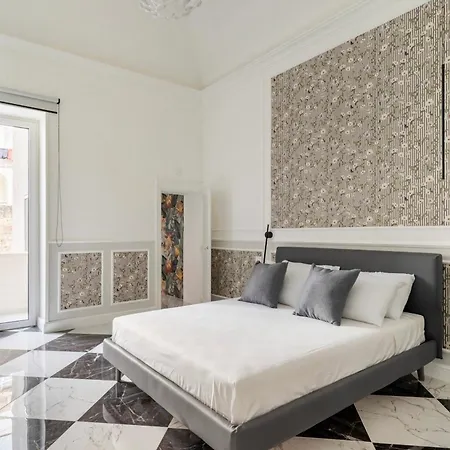 Nitti 76 Luxury