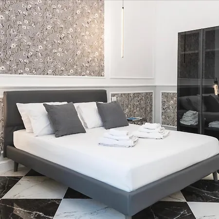 Nitti 76 Luxury * Tarente