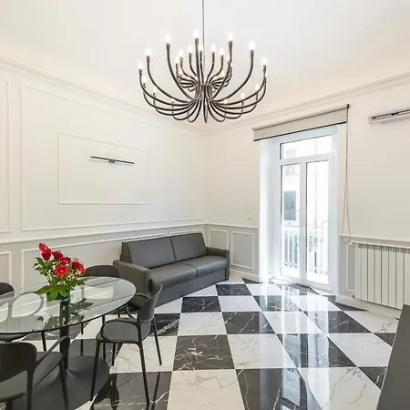 Nitti 76 Luxury
